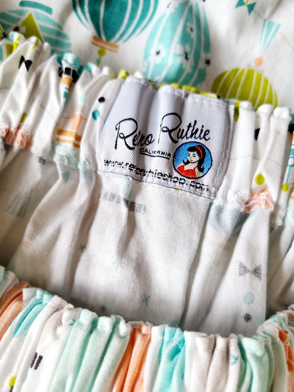 50s inspired circle skirt - Picture 5 of 5
